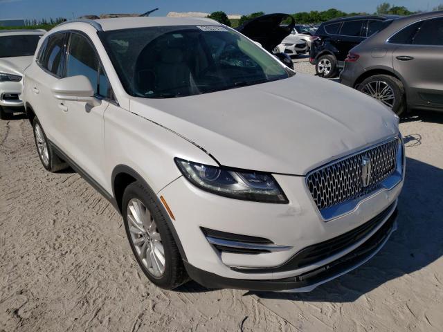 LINCOLN MKC 2019 with VIN 5LMCJ1C94KUL46129 - Photo from auction