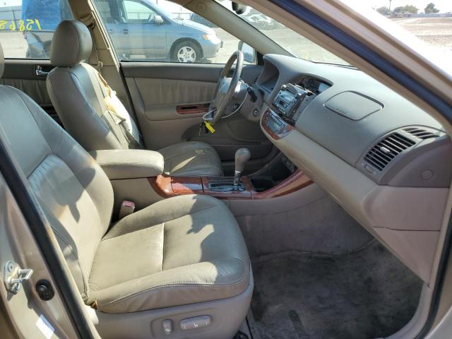 Photo 5 from auction – 2004 TOYOTA CAMRY LE with VIN 4T1BF30K54U074907