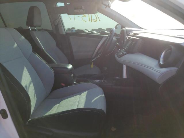 Photo 5 from auction – 2017 TOYOTA RAV4 XLE with VIN 2T3RFREV3HW686573