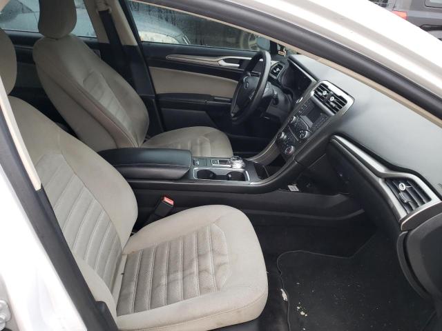 Photo 5 from auction – 2017 FORD FUSION S with VIN 3FA6P0G76HR189389