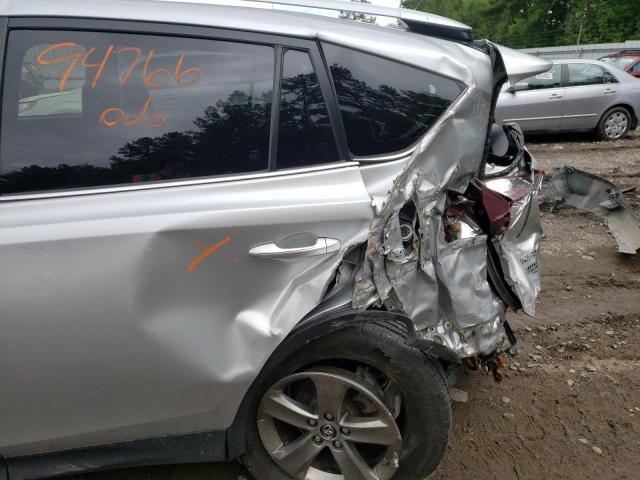 Photo 9 from auction – 2015 TOYOTA RAV4 XLE with VIN JTMRFREV4FD135952