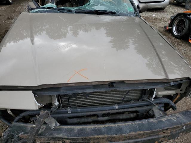 Photo 7 from auction – 2003 MERCURY GRAND MARQ with VIN 2MEFM75WX3X651354