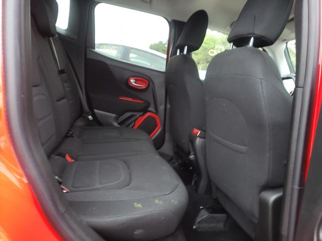 Photo 6 from auction – 2018 JEEP RENEGADE L with VIN ZACCJBBB2JPH74315