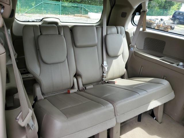 Photo 9 from auction – 2014 CHRYSLER TOWN & COU with VIN 2C4RC1BGXER438407
