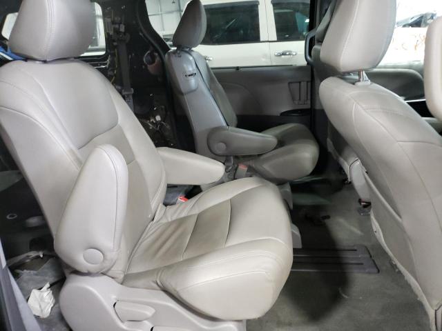 Photo 6 from auction – 2015 TOYOTA SIENNA LE with VIN 5TDKK3DC9FS573493
