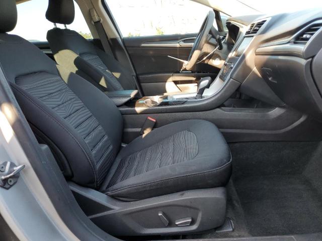 Photo 5 from auction – 2016 FORD FUSION SE with VIN 3FA6P0H73GR290483