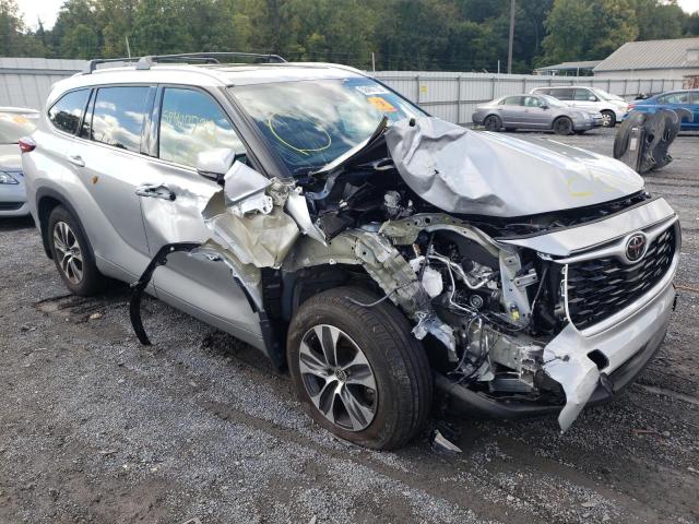 TOYOTA HIGHLANDER 2022 with VIN 5TDGZRBH6NS567930 - Photo from auction