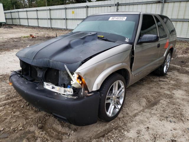 Photo 2 from auction – 2000 CHEVROLET BLAZER with VIN 1GNCS18WXYK259110