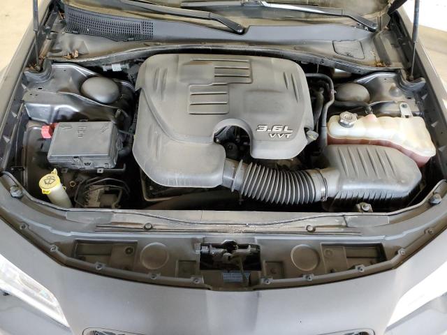 Photo 7 from auction – 2019 CHRYSLER 300 LIMITE with VIN 2C3CCAKG8KH722680