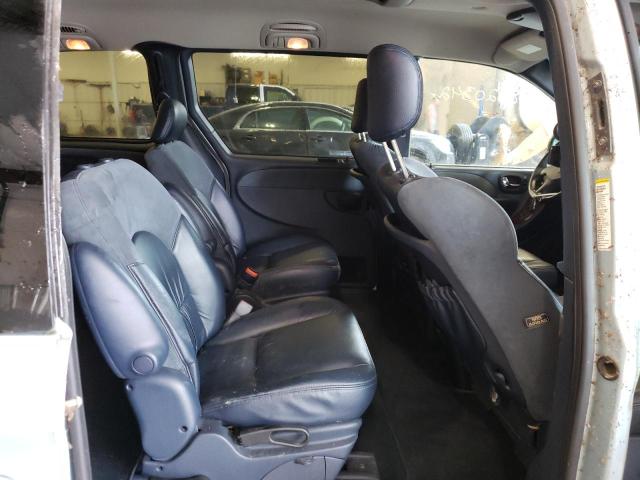Photo 6 from auction – 2001 CHRYSLER TOWN & COU with VIN 2C8GP64L31R208722