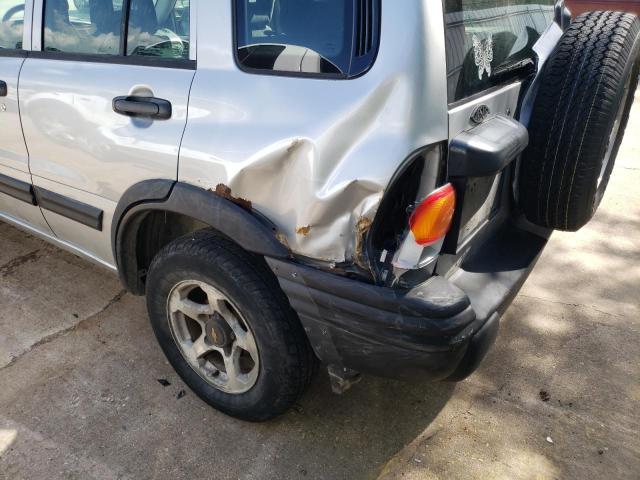 Photo 9 from auction – 2002 CHEVROLET TRACKER ZR with VIN 2CNBJ734726938855