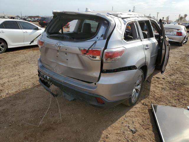 Photo 4 from auction – 2015 TOYOTA HIGHLANDER with VIN 5TDZKRFH9FS057774