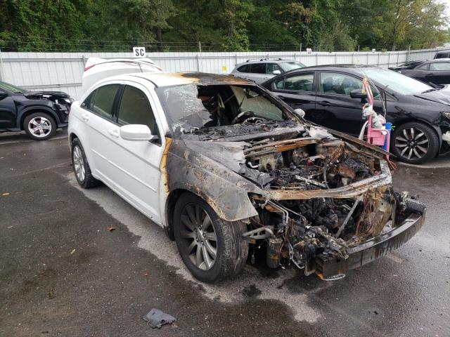 CHRYSLER 200 TOURIN 2013 with VIN 1C3CCBBB4DN635766 - Photo from auction