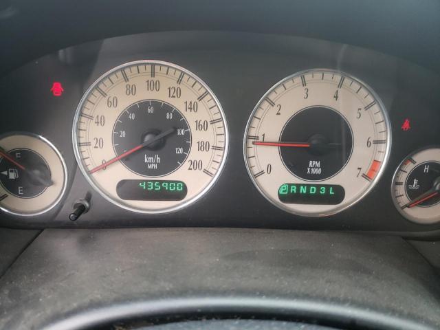 Photo 8 from auction – 2001 CHRYSLER TOWN & COU with VIN 2C4GP54L61R130366