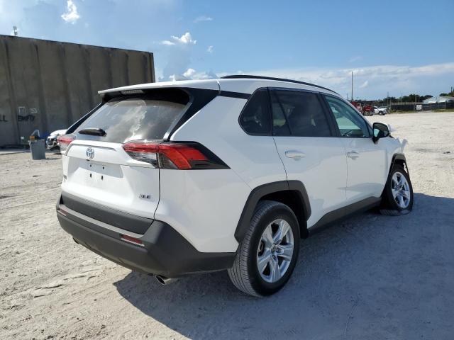 Photo 4 from auction – 2021 TOYOTA RAV4 XLE with VIN 2T3W1RFVXMC154135