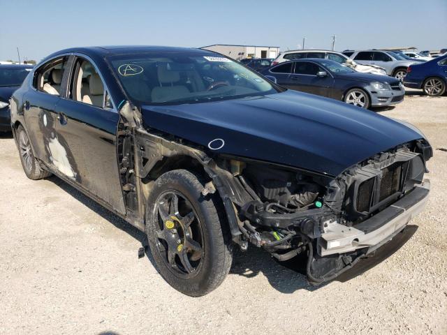 KIA K900 2016 with VIN KNALU4D30G6031444 - Photo from auction