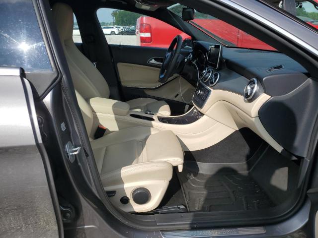Photo 5 from auction – 2016 MERCEDES-BENZ CLA 250 with VIN WDDSJ4EB3GN379179