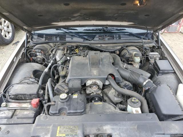 Photo 7 from auction – 2003 MERCURY GRAND MARQ with VIN 2MEFM74W73X626221
