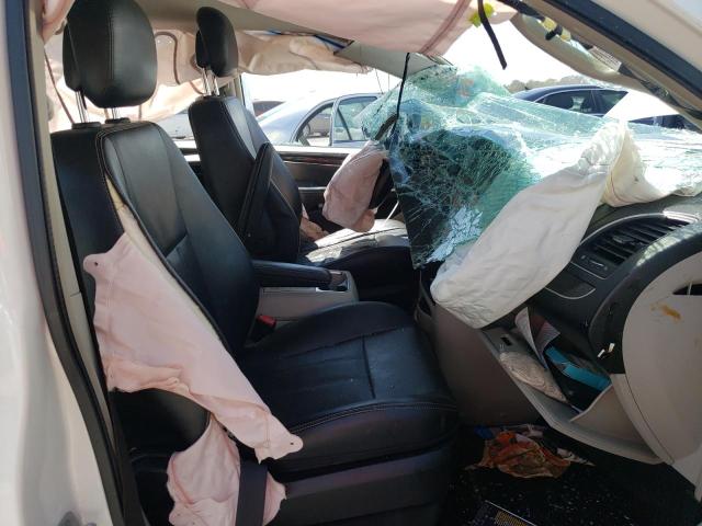 Photo 5 from auction – 2013 CHRYSLER TOWN & COU with VIN 2C4RC1BG5DR742680