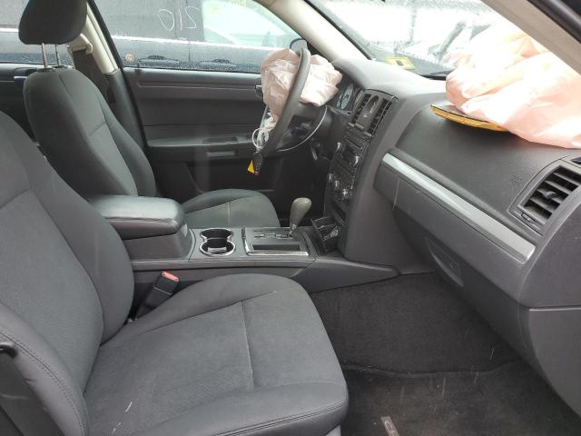 Photo 5 from auction – 2008 CHRYSLER 300 LX with VIN 2C3KA43R88H146472