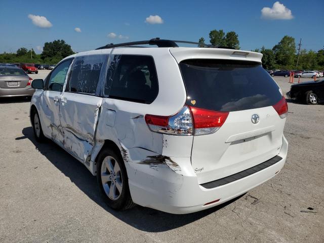 Photo 3 from auction – 2011 TOYOTA SIENNA LE with VIN 5TDKK3DC6BS024571