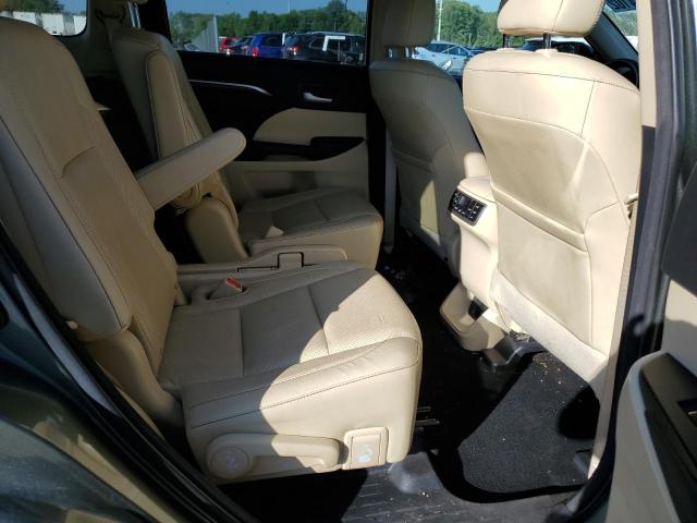 Photo 6 from auction – 2015 TOYOTA HIGHLANDER with VIN 5TDDKRFHXFS112730