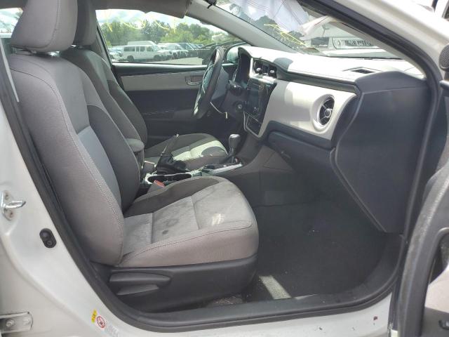 Photo 5 from auction – 2018 TOYOTA COROLLA L with VIN 5YFBURHE0JP853412