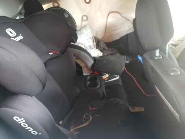 Photo 6 from auction – 2015 MITSUBISHI OUTLANDER with VIN 4A4AP4AU4FE017722