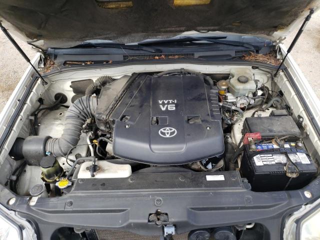 Photo 7 from auction – 2004 TOYOTA 4RUNNER SR with VIN JTEZU14R640019180