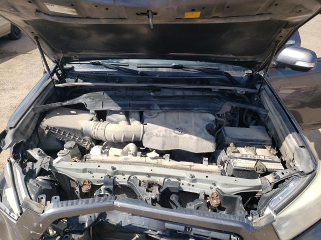Photo 7 from auction – 2011 TOYOTA 4RUNNER SR with VIN JTEBU5JR2B5063867