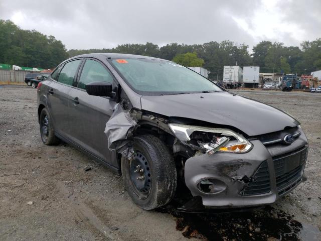 FORD FOCUS S 2013 with VIN 1FADP3E23DL135802 - Photo from auction