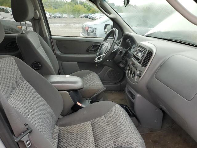Photo 5 from auction – 2003 FORD ESCAPE XLT with VIN 1FMCU93123KB32367