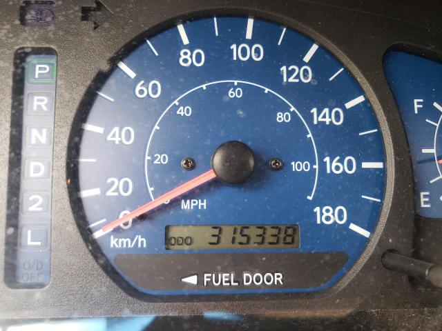 Photo 8 from auction – 2003 TOYOTA SIENNA LE with VIN 4T3ZF13C13U538899