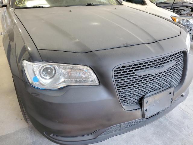 Photo 9 from auction – 2019 CHRYSLER 300 LIMITE with VIN 2C3CCAKG8KH722680