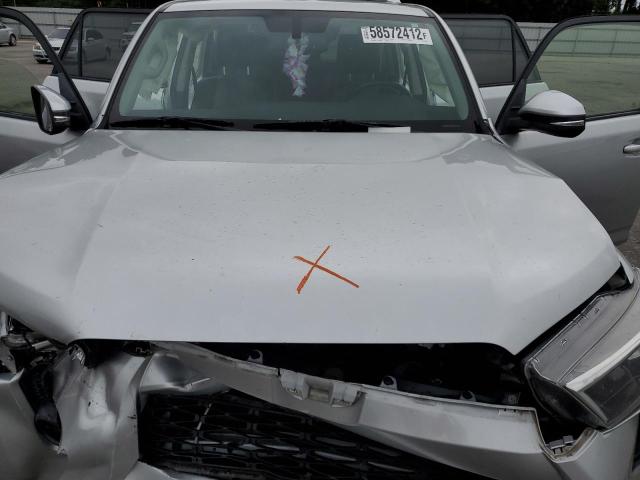 Photo 7 from auction – 2018 TOYOTA 4RUNNER SR with VIN JTEZU5JR0J5189240