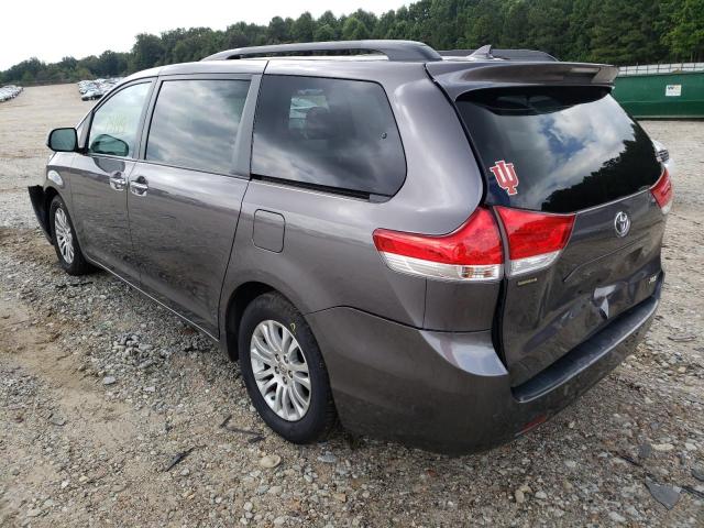 Photo 3 from auction – 2014 TOYOTA SIENNA XLE with VIN 5TDYK3DC2ES478640