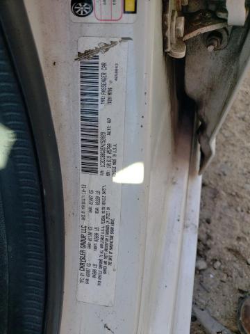 Photo 10 from auction – 2014 CHRYSLER 200 TOURIN with VIN 1C3CCBBG2EN152029