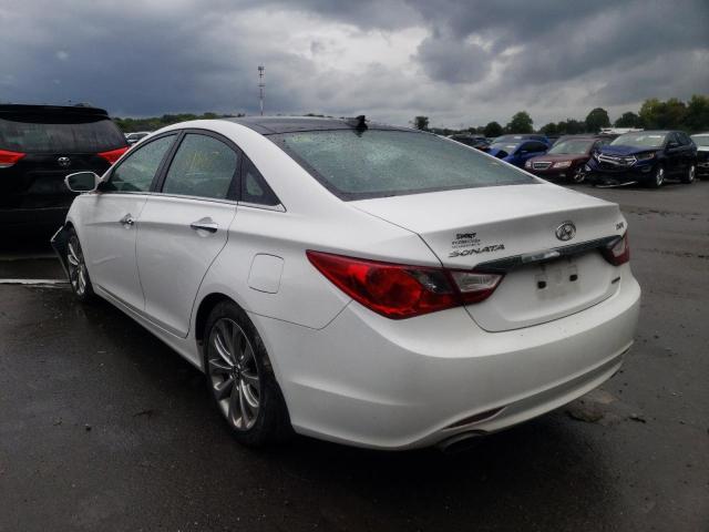 Photo 3 from auction – 2012 HYUNDAI SONATA SE with VIN 5NPEC4AB4CH394159