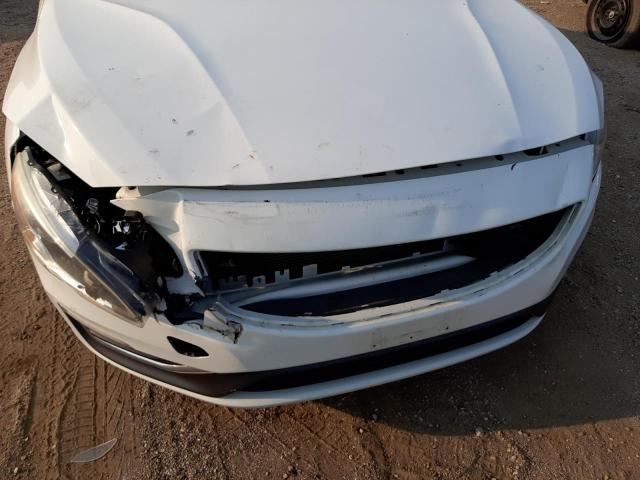 Photo 9 from auction – 2015 VOLVO S60 PREMIE with VIN YV1612TB3F2301661