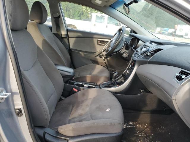 Photo 5 from auction – 2016 HYUNDAI ELANTRA SE with VIN 5NPDH4AE5GH736358