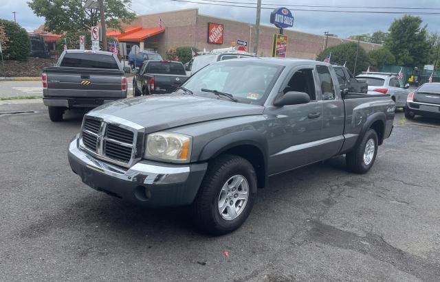 Photo 2 from auction – 2005 DODGE DAKOTA SLT with VIN 1D7HW42N35S220509