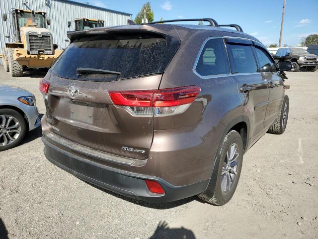 Фото 4 с аукциона – 2017 TOYOTA HIGHLANDER с VIN 5TDJZRFH5HS465846