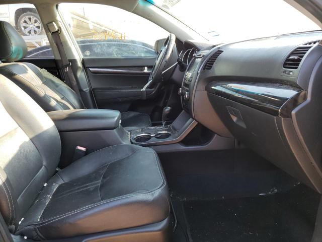 Photo 5 from auction – 2011 KIA SORENTO EX with VIN 5XYKU4A23BG071453