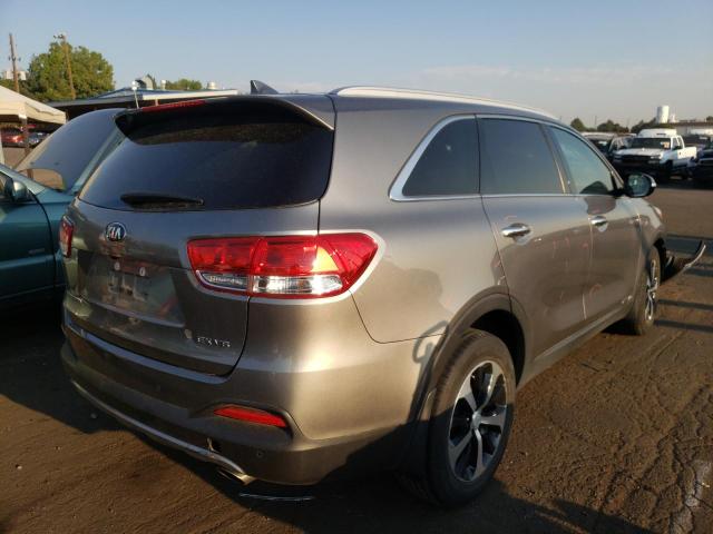 Photo 4 from auction – 2017 KIA SORENTO EX with VIN 5XYPHDA56HG260191
