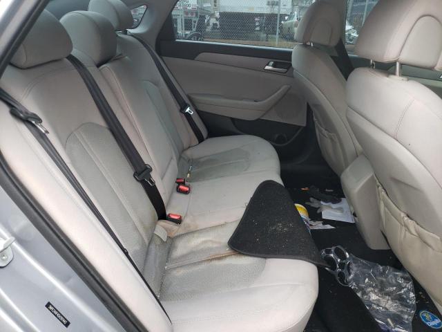 Photo 6 from auction – 2016 HYUNDAI SONATA SE with VIN 5NPE24AF4GH297443
