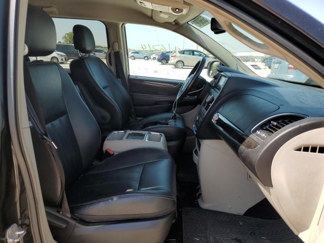 Photo 5 from auction – 2013 CHRYSLER TOWN & COU with VIN 2C4RC1BG8DR774250