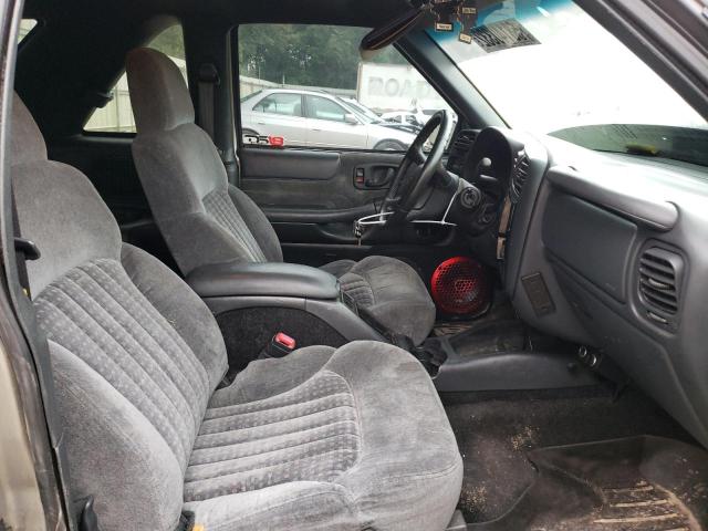 Photo 5 from auction – 2000 CHEVROLET BLAZER with VIN 1GNCS18WXYK259110