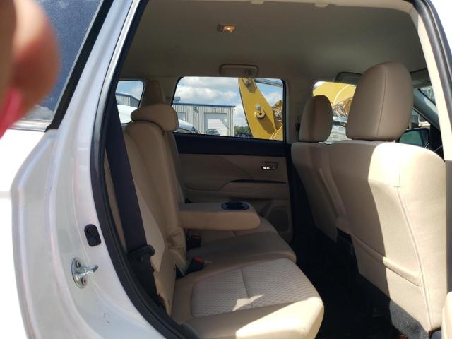 Photo 6 from auction – 2014 MITSUBISHI OUTLANDER with VIN JA4AD3A32EZ005152