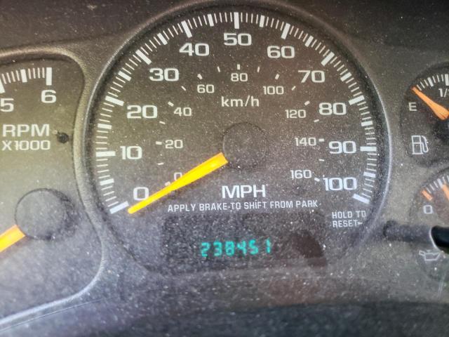 Photo 8 from auction – 2001 CHEVROLET SILVERADO with VIN 2GCEK19T811227896