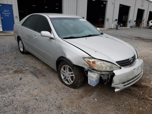 TOYOTA CAMRY LE 2002 with VIN 4T1BE32K72U621740 - Photo from auction